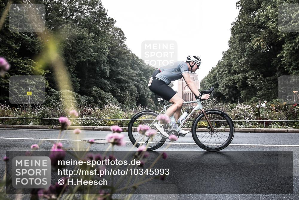 13.09.2026 - Stadtparktriathlon H.Heesch http://msf.ph/oto/10345993 13.09.2026 10:59:54 Radfahren 451, 518, 575, 606, 662, 678, 699 meine-sportfotos.de