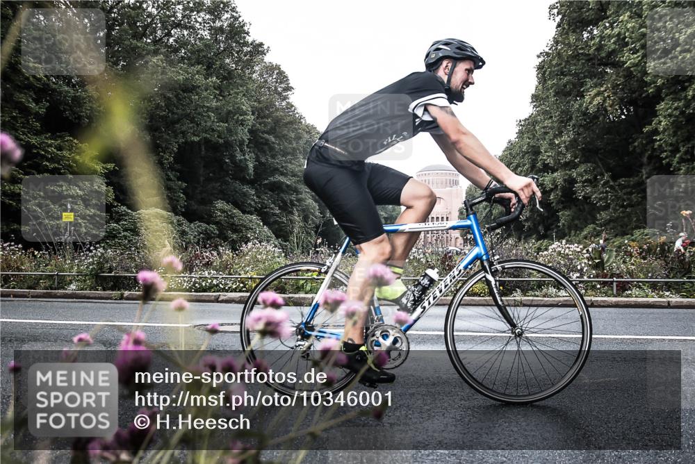 13.09.2026 - Stadtparktriathlon H.Heesch http://msf.ph/oto/10346001 13.09.2026 10:59:55 Radfahren 451, 518, 555, 575, 662, 678, 699 meine-sportfotos.de