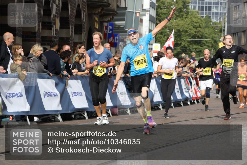 13.09.2026 - 21. swb-Marathon Bremen Strokosch-Dieckow http://msf.ph/oto/10346035 13.09.2026 10:52:59 Ziel 10193, 10339, 10652, 10734, 10812, 10827, 10906, 10958, 11002, 11109, 11144, 11350, 11362, 11597, 11604, 11605, 12338, 12361, 12399, 12439, 12533, 10284, 10585, 10714, 11012, 11282, 11575, 12170, 12369, 12398 meine-sportfotos.de