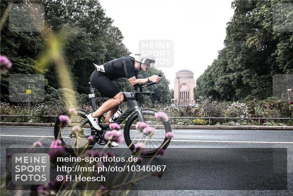 13.09.2026 - Stadtparktriathlon H.Heesch http://msf.ph/oto/10346067 13.09.2026 11:00:15 Radfahren 431, 489 meine-sportfotos.de