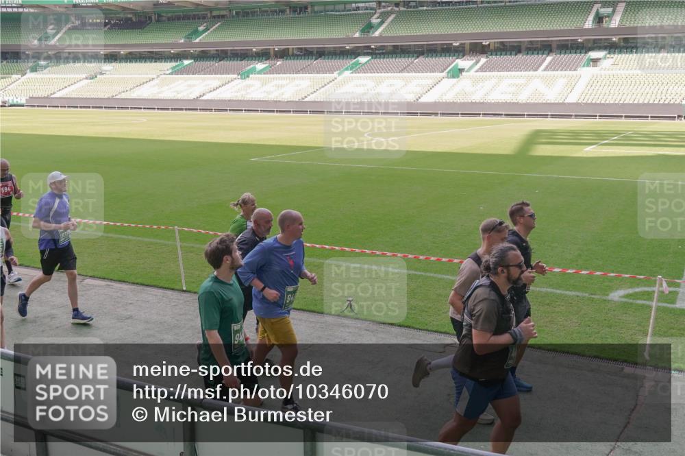 13.09.2026 - 21. swb-Marathon Bremen Michael Burmester http://msf.ph/oto/10346070 13.09.2026 13:33:51 Laufen im Stadion 155, 350, 428, 490, 594, 679, 709, 765, 786, 787, 916, 1001, 1026, 1048, 1051, 1098, 1292, 1377, 1444, 1553, 1557, 1560, 1591, 1592, 1607, 1661, 1703, 1760, 1772, 1827, 1996, 2077, 2132, 2226, 2230, 2231, 2320, 2338, 2374, 2399, 2400, 2451, 2456, 2479, 2511, 2514, 2515, 2539, 2543, 2616, 2630, 2641, 2718, 2735, 2757, 2769, 2787, 2791, 2848, 2982, 3014, 3345, 3443, 3503, 3547, 3577, 3601, 3614, 3660, 3708, 3709, 3720, 3797, 3875, 3901, 3911, 3952, 4001, 4014, 5151 meine-sportfotos.de
