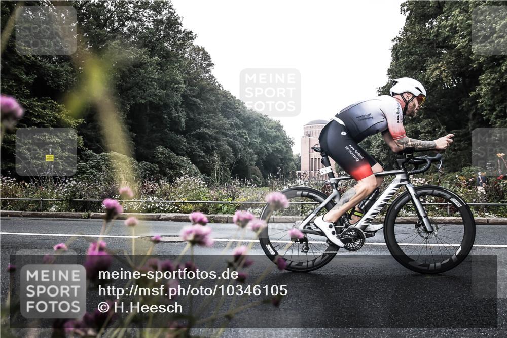 13.09.2026 - Stadtparktriathlon H.Heesch http://msf.ph/oto/10346105 13.09.2026 11:00:35 Radfahren 471, 569, 684 meine-sportfotos.de