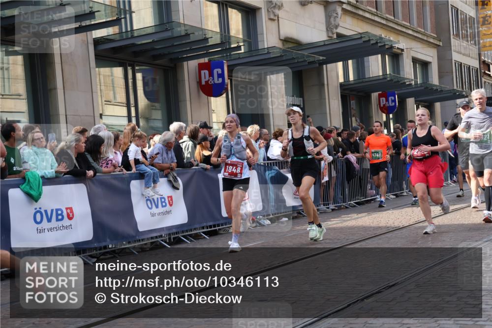 13.09.2026 - 21. swb-Marathon Bremen Strokosch-Dieckow http://msf.ph/oto/10346113 13.09.2026 13:30:09 Ziel 625, 881, 1067, 1909, 2265, 2364, 2452, 2723, 2900, 3163, 3164, 3425, 4058, 4206, 4332, 4342, 4415, 4425, 4748, 4757, 4763, 5506, 5551, 6134, 6347, 6988, 7253, 7567, 7645, 7821, 8090, 8105, 8116, 8117, 8169, 8314, 8494, 8762, 8878, 8966, 9011, 9015, 9108, 9412, 9695, 9825, 109, 454, 1173, 1205, 1308, 1611, 1653, 1759, 1780, 1848, 1861, 1909, 1938, 2126, 3190, 3320, 3667, 3908, 4524, 4575, 5039, 5198, 5348, 5615, 5631, 6225, 6720, 7093, 8267, 8899, 9049 meine-sportfotos.de
