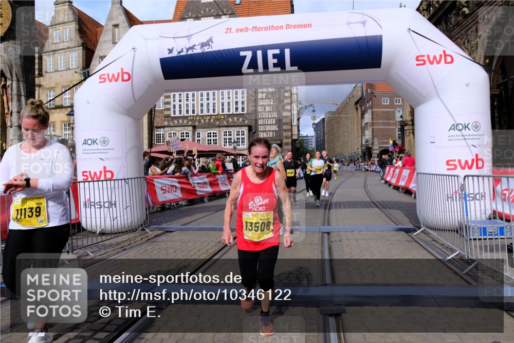 13.09.2026 - 21. swb-Marathon Bremen Tim E. http://msf.ph/oto/10346122 13.09.2026 11:16:30 Ziel 10665, 11026, 11081, 11139, 11181, 11200, 11264, 11385, 11448, 11573, 11768, 12057, 12151, 12306, 12539, 13508 meine-sportfotos.de