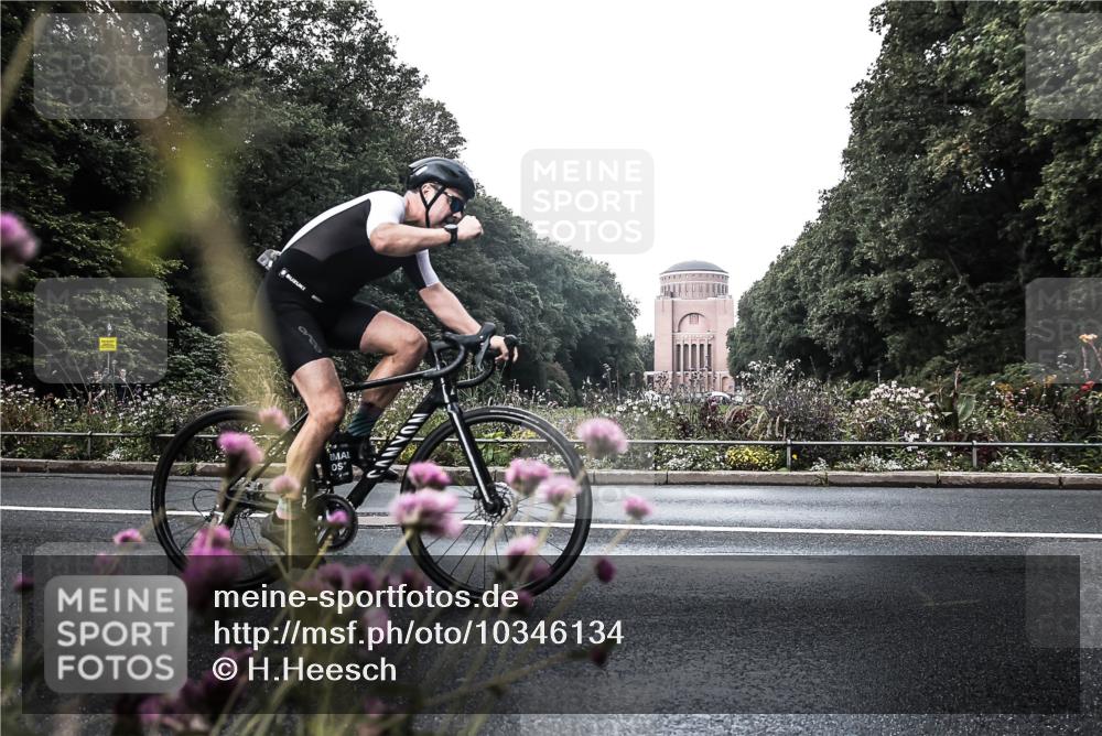 13.09.2026 - Stadtparktriathlon H.Heesch http://msf.ph/oto/10346134 13.09.2026 11:00:53 Radfahren 423, 484, 504, 566, 616 meine-sportfotos.de
