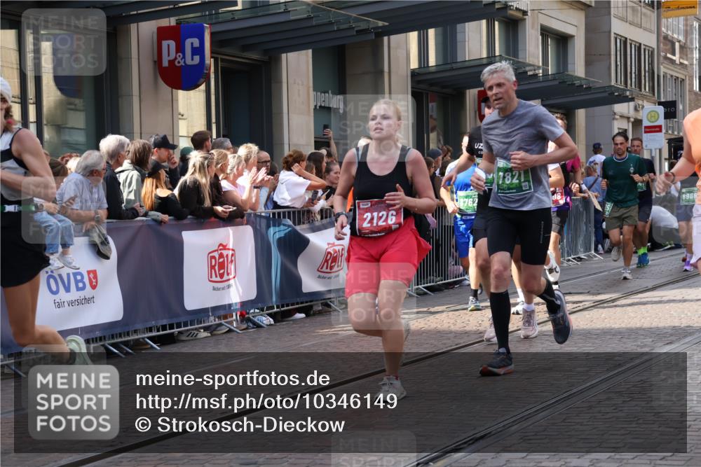 13.09.2026 - 21. swb-Marathon Bremen Strokosch-Dieckow http://msf.ph/oto/10346149 13.09.2026 13:30:10 Ziel 625, 881, 1067, 2265, 2364, 2452, 2723, 2900, 3163, 3164, 3425, 4058, 4206, 4332, 4342, 4415, 4425, 4748, 4757, 4763, 5506, 5551, 6134, 6347, 6523, 6988, 7253, 7567, 7645, 7821, 8090, 8105, 8116, 8117, 8169, 8314, 8494, 8762, 8878, 8966, 9011, 9015, 9108, 9412, 9695, 9825, 109, 454, 1173, 1205, 1308, 1611, 1653, 1759, 1780, 1848, 1909, 1938, 2126, 2364, 3190, 3667, 3908, 4524, 4575, 5039, 5198, 5348, 5615, 5631, 6225, 6720, 7093, 8267, 8899 meine-sportfotos.de