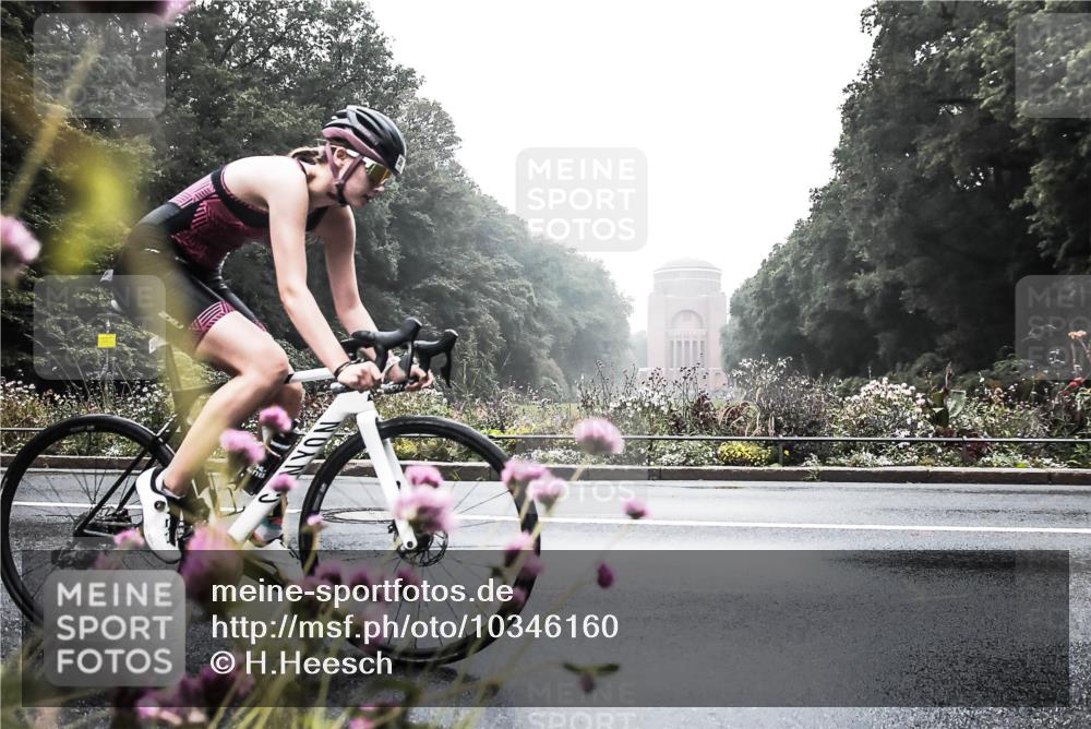 13.09.2026 - Stadtparktriathlon H.Heesch http://msf.ph/oto/10346160 13.09.2026 09:37:34 Radfahren 201 meine-sportfotos.de