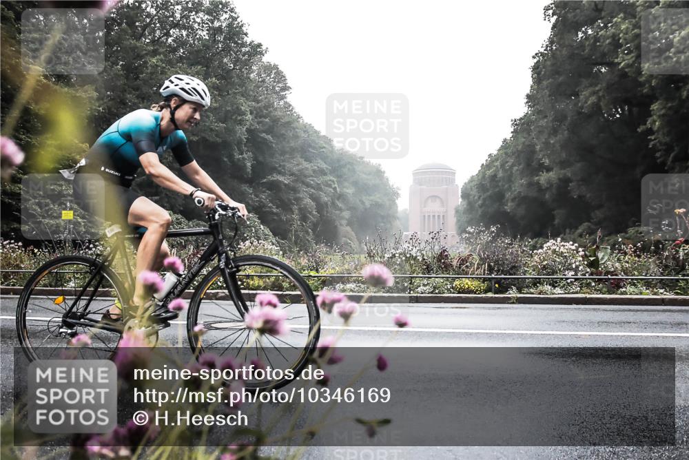 13.09.2026 - Stadtparktriathlon H.Heesch http://msf.ph/oto/10346169 13.09.2026 09:37:55 Radfahren 167, 186 meine-sportfotos.de