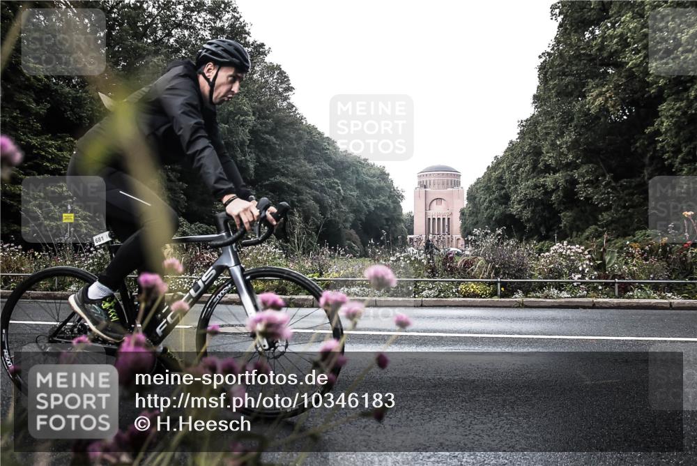 13.09.2026 - Stadtparktriathlon H.Heesch http://msf.ph/oto/10346183 13.09.2026 11:01:08 Radfahren 601, 1797 meine-sportfotos.de