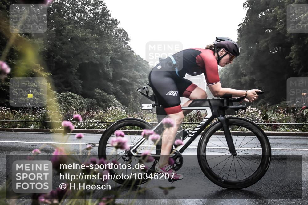 13.09.2026 - Stadtparktriathlon H.Heesch http://msf.ph/oto/10346207 13.09.2026 09:39:19 Radfahren 166, 204 meine-sportfotos.de