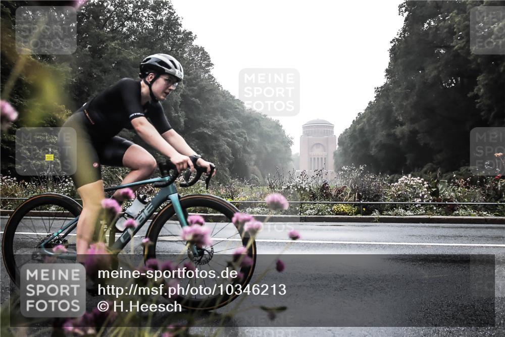 13.09.2026 - Stadtparktriathlon H.Heesch http://msf.ph/oto/10346213 13.09.2026 09:39:31 Radfahren 159 meine-sportfotos.de