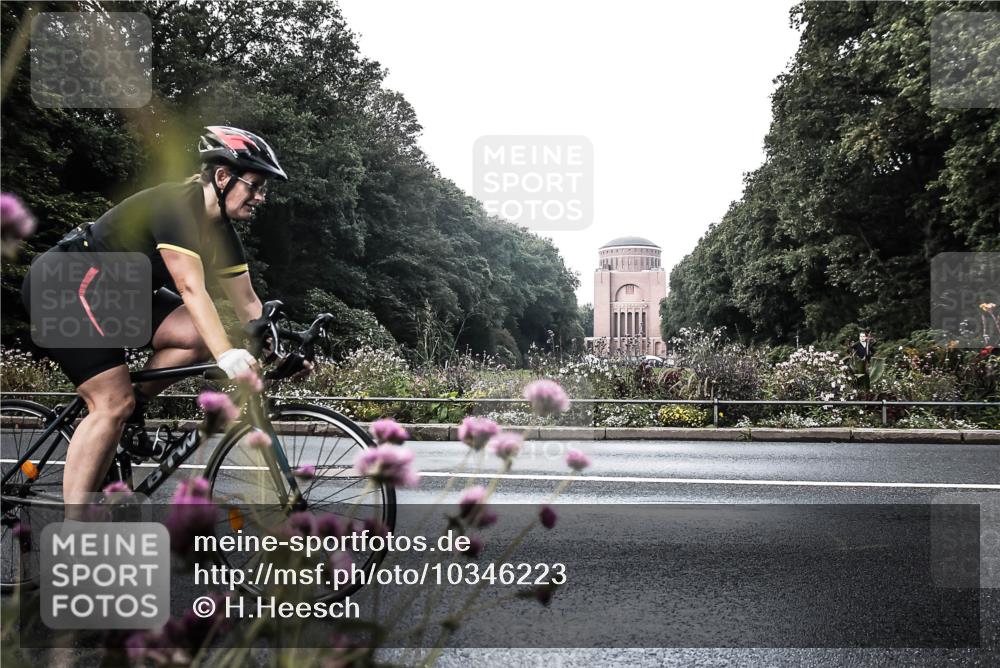 13.09.2026 - Stadtparktriathlon H.Heesch http://msf.ph/oto/10346223 13.09.2026 11:01:29 Radfahren 456, 472, 497, 578 meine-sportfotos.de