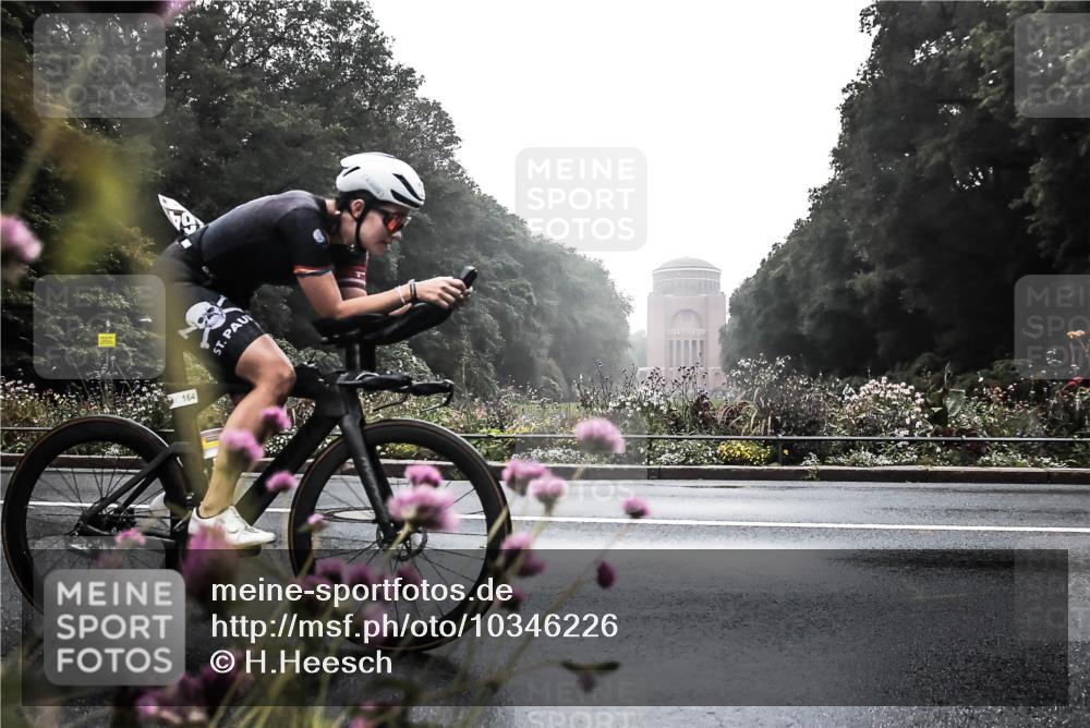 13.09.2026 - Stadtparktriathlon H.Heesch http://msf.ph/oto/10346226 13.09.2026 09:40:03 Radfahren 164 meine-sportfotos.de