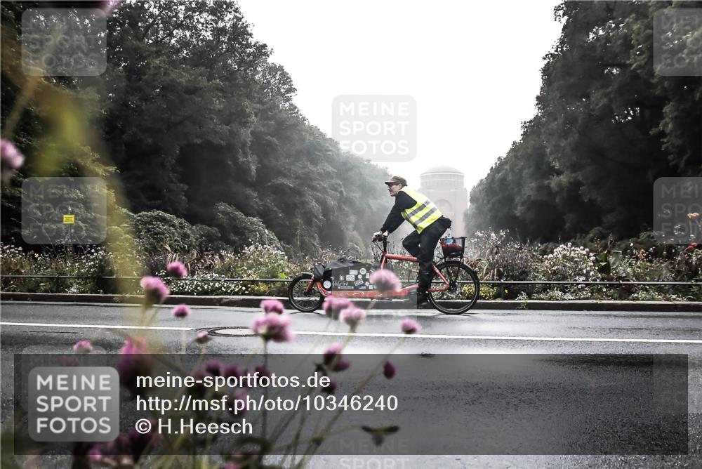 13.09.2026 - Stadtparktriathlon H.Heesch http://msf.ph/oto/10346240 13.09.2026 09:41:09 Radfahren  meine-sportfotos.de