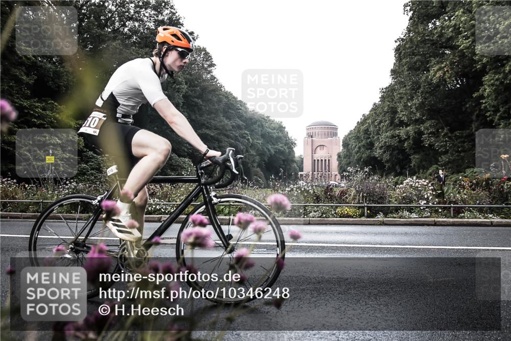 13.09.2026 - Stadtparktriathlon H.Heesch http://msf.ph/oto/10346248 13.09.2026 11:01:37 Radfahren 486, 487, 510, 592, 698, 703 meine-sportfotos.de