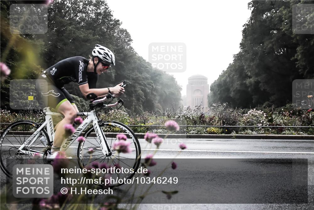 13.09.2026 - Stadtparktriathlon H.Heesch http://msf.ph/oto/10346249 13.09.2026 09:41:47 Radfahren 199 meine-sportfotos.de