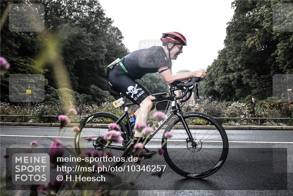 13.09.2026 - Stadtparktriathlon H.Heesch http://msf.ph/oto/10346257 13.09.2026 11:01:40 Radfahren 487, 510, 698, 703, 706 meine-sportfotos.de
