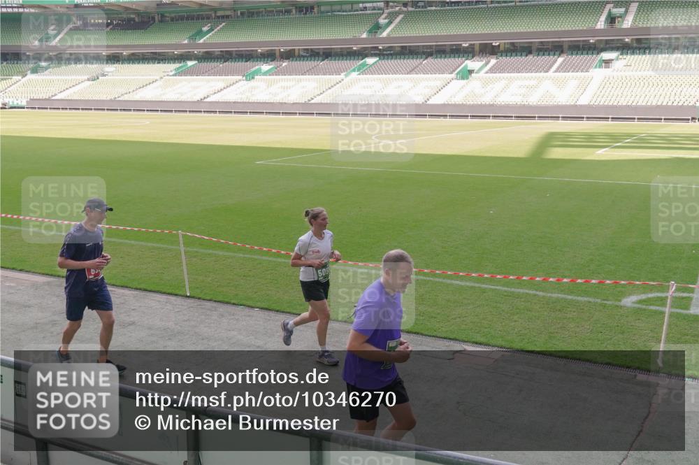13.09.2026 - 21. swb-Marathon Bremen Michael Burmester http://msf.ph/oto/10346270 13.09.2026 13:34:21 Laufen im Stadion 155, 170, 193, 368, 428, 594, 679, 709, 765, 916, 1001, 1026, 1048, 1051, 1098, 1280, 1321, 1396, 1444, 1553, 1557, 1560, 1607, 1661, 1703, 1760, 1772, 1784, 1827, 1992, 1996, 2077, 2132, 2226, 2335, 2338, 2399, 2400, 2451, 2479, 2511, 2515, 2543, 2630, 2641, 2718, 2735, 2757, 2787, 2791, 2982, 3179, 3191, 3345, 3443, 3503, 3547, 3577, 3601, 3614, 3660, 3708, 3709, 3720, 3797, 3875, 3904, 3911, 3914, 3952, 4001, 4014, 4500, 4546, 4561, 5151 meine-sportfotos.de