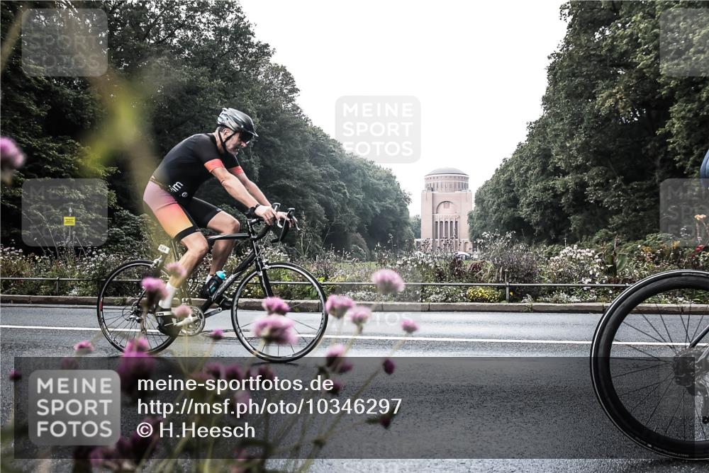 13.09.2026 - Stadtparktriathlon H.Heesch http://msf.ph/oto/10346297 13.09.2026 11:02:04 Radfahren 416, 524, 589, 657 meine-sportfotos.de