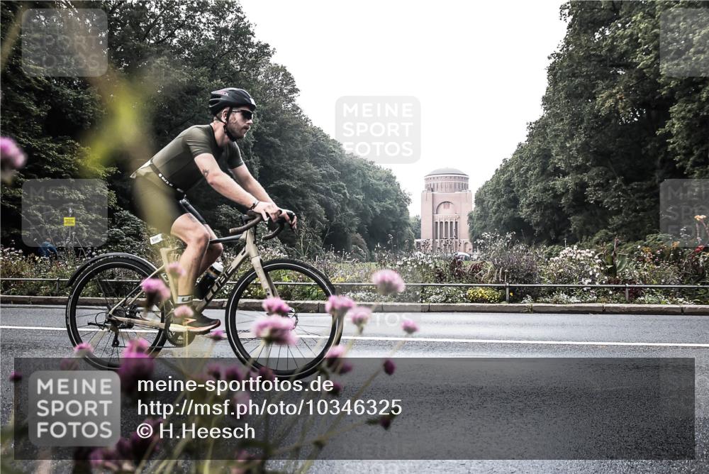 13.09.2026 - Stadtparktriathlon H.Heesch http://msf.ph/oto/10346325 13.09.2026 11:02:28 Radfahren 596 meine-sportfotos.de