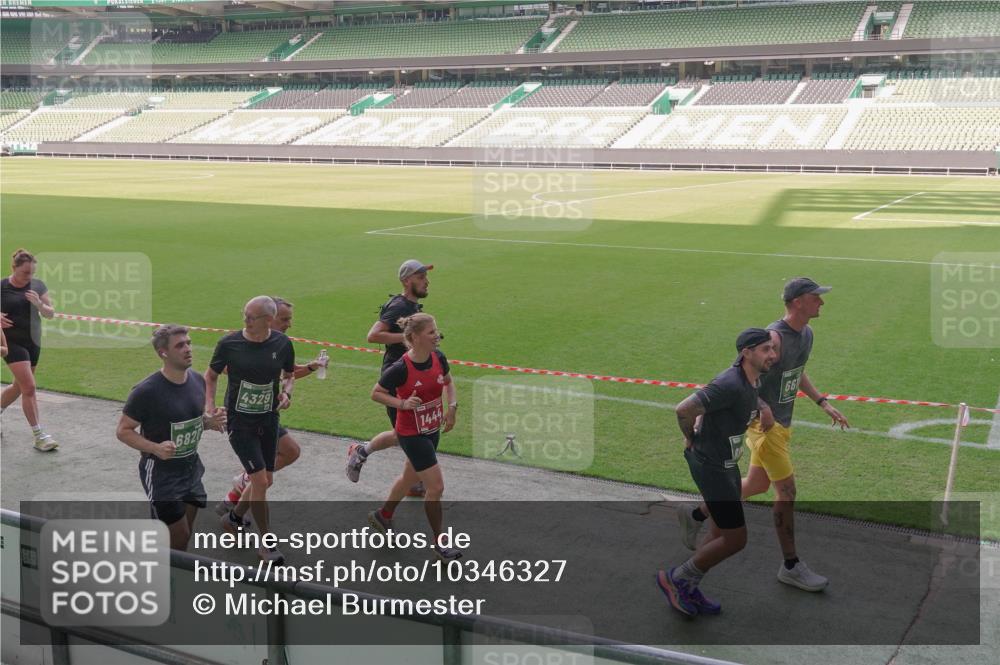 13.09.2026 - 21. swb-Marathon Bremen Michael Burmester http://msf.ph/oto/10346327 13.09.2026 13:34:30 Laufen im Stadion 155, 170, 193, 368, 428, 462, 496, 594, 679, 709, 765, 916, 1001, 1026, 1048, 1051, 1098, 1280, 1321, 1396, 1444, 1553, 1557, 1560, 1607, 1661, 1703, 1760, 1772, 1784, 1827, 1965, 1992, 1996, 2077, 2132, 2226, 2335, 2338, 2399, 2400, 2451, 2479, 2511, 2515, 2543, 2641, 2718, 2735, 2757, 2787, 2791, 2894, 2982, 3179, 3191, 3345, 3406, 3443, 3503, 3547, 3577, 3614, 3660, 3708, 3709, 3720, 3797, 3875, 3904, 3911, 3914, 3952, 4001, 4014, 4500, 4546, 4561, 5151 meine-sportfotos.de