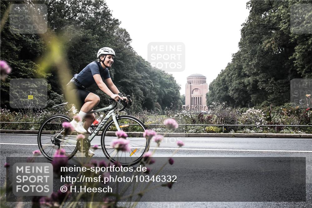 13.09.2026 - Stadtparktriathlon H.Heesch http://msf.ph/oto/10346332 13.09.2026 11:02:34 Radfahren 435, 531, 618 meine-sportfotos.de