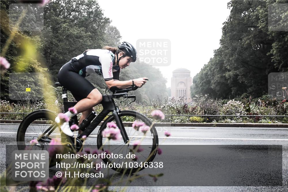 13.09.2026 - Stadtparktriathlon H.Heesch http://msf.ph/oto/10346338 13.09.2026 09:48:22 Radfahren 218 meine-sportfotos.de