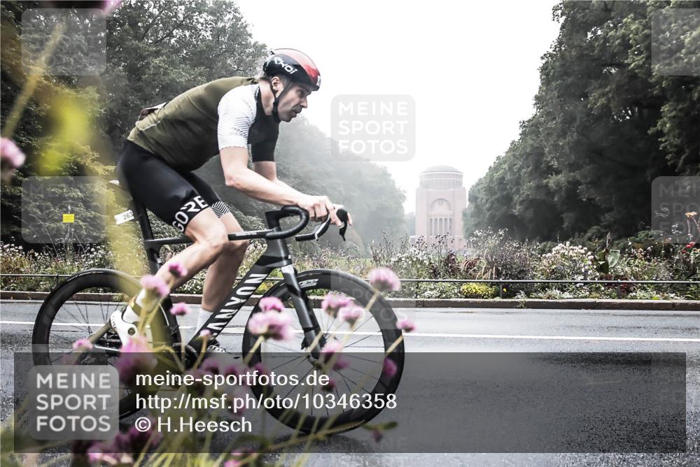 13.09.2026 - Stadtparktriathlon H.Heesch http://msf.ph/oto/10346358 13.09.2026 09:49:10 Radfahren 263 meine-sportfotos.de