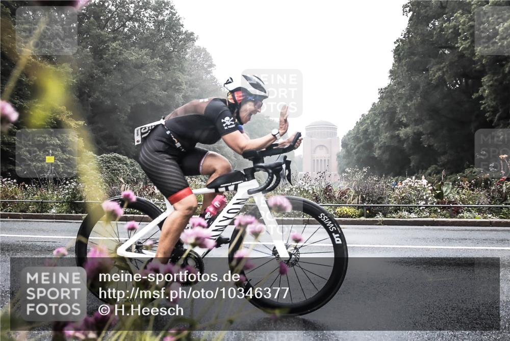 13.09.2026 - Stadtparktriathlon H.Heesch http://msf.ph/oto/10346377 13.09.2026 09:49:45 Radfahren 151, 340 meine-sportfotos.de