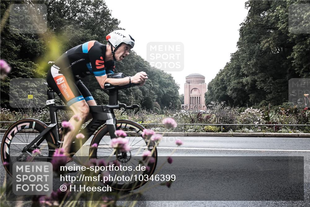 13.09.2026 - Stadtparktriathlon H.Heesch http://msf.ph/oto/10346399 13.09.2026 11:03:26 Radfahren 679 meine-sportfotos.de