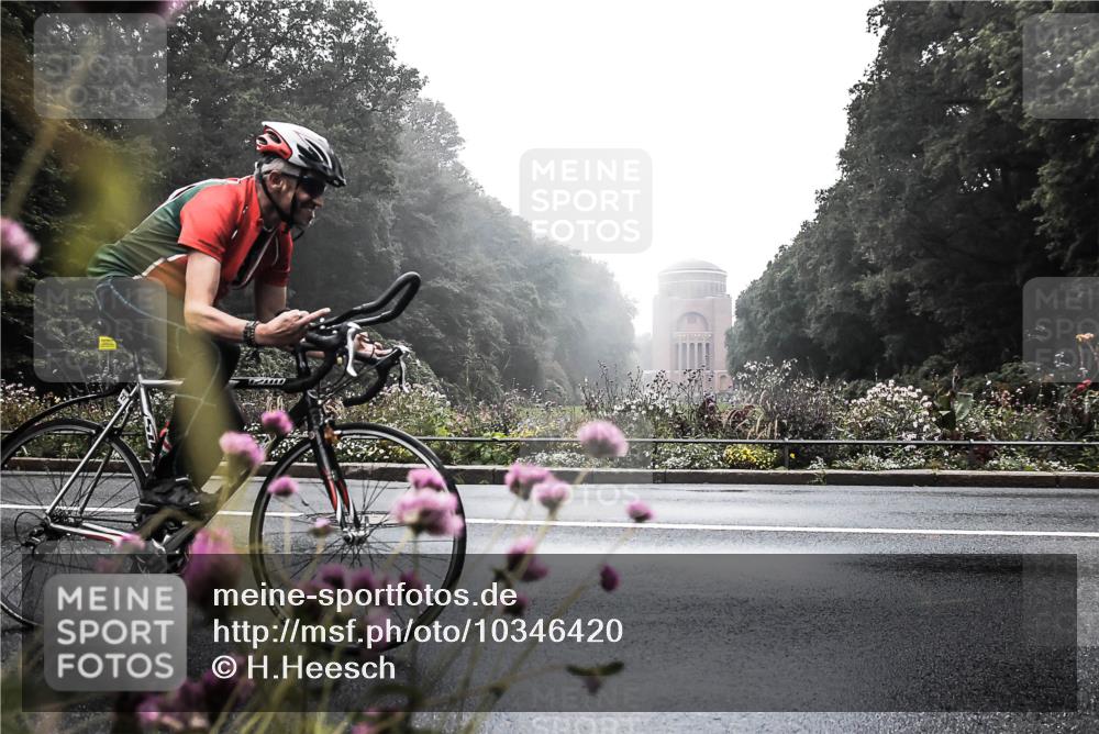 13.09.2026 - Stadtparktriathlon H.Heesch http://msf.ph/oto/10346420 13.09.2026 09:50:53 Radfahren 271, 310 meine-sportfotos.de