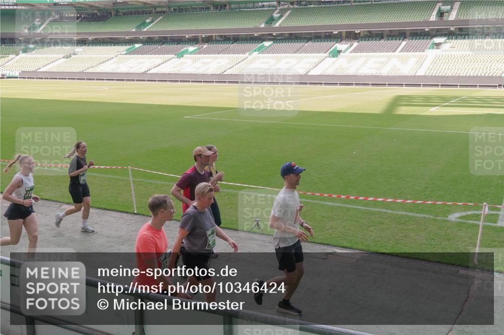 13.09.2026 - 21. swb-Marathon Bremen Michael Burmester http://msf.ph/oto/10346424 13.09.2026 13:34:46 Laufen im Stadion 170, 193, 368, 428, 462, 496, 594, 679, 709, 765, 916, 1026, 1048, 1098, 1280, 1321, 1396, 1444, 1553, 1557, 1560, 1607, 1661, 1703, 1760, 1772, 1784, 1827, 1965, 1974, 1977, 1992, 1996, 2335, 2338, 2399, 2400, 2451, 2479, 2511, 2515, 2543, 2641, 2650, 2718, 2735, 2757, 2787, 2791, 2894, 2982, 3090, 3179, 3191, 3345, 3406, 3443, 3503, 3547, 3577, 3614, 3660, 3708, 3709, 3720, 3875, 3904, 3911, 3914, 3952, 4001, 4014, 4200, 4290, 4500, 4546, 4561, 4880, 4967, 5151, 5818 meine-sportfotos.de