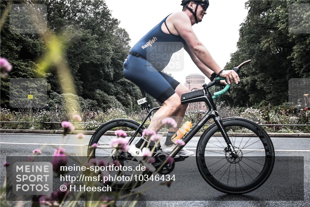 13.09.2026 - Stadtparktriathlon H.Heesch http://msf.ph/oto/10346434 13.09.2026 11:03:49 Radfahren 470, 480, 493, 498, 547, 653, 685, 694 meine-sportfotos.de