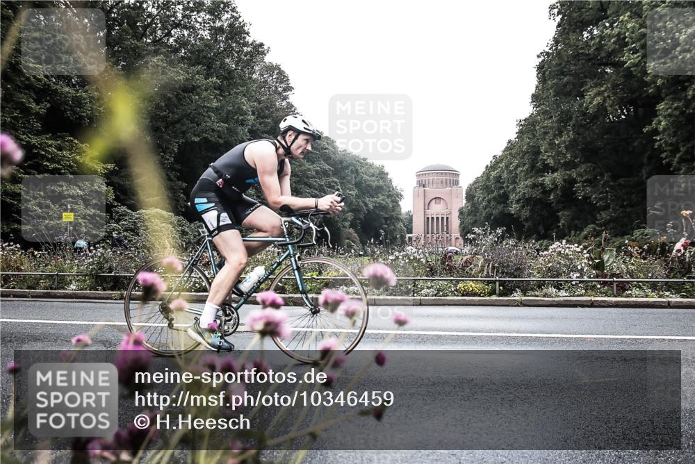 13.09.2026 - Stadtparktriathlon H.Heesch http://msf.ph/oto/10346459 13.09.2026 11:04:06 Radfahren 466, 506, 536, 688 meine-sportfotos.de