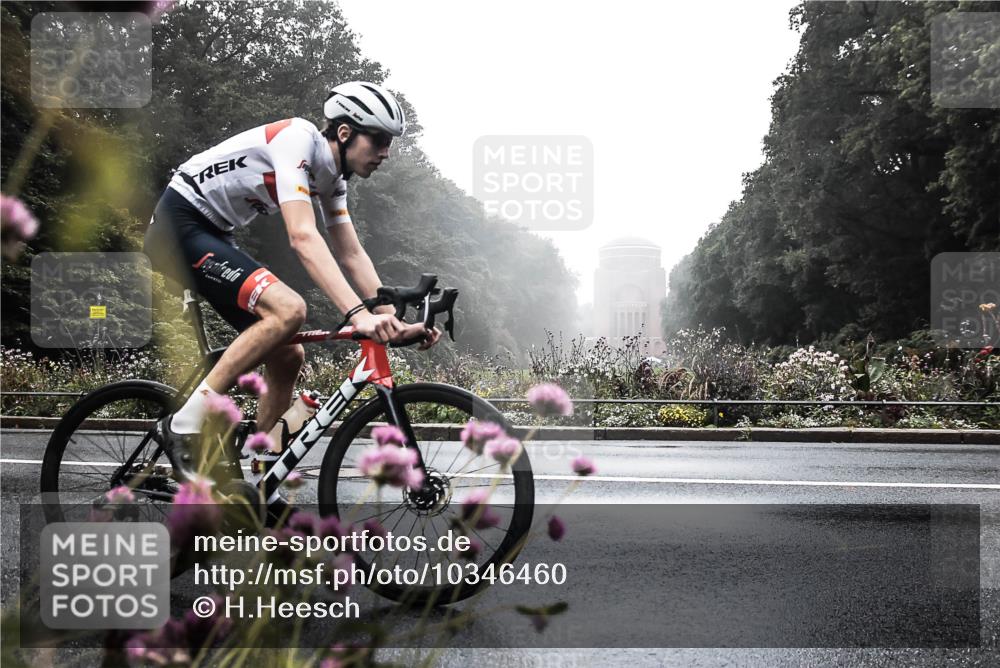 13.09.2026 - Stadtparktriathlon H.Heesch http://msf.ph/oto/10346460 13.09.2026 09:51:16 Radfahren 238, 322 meine-sportfotos.de