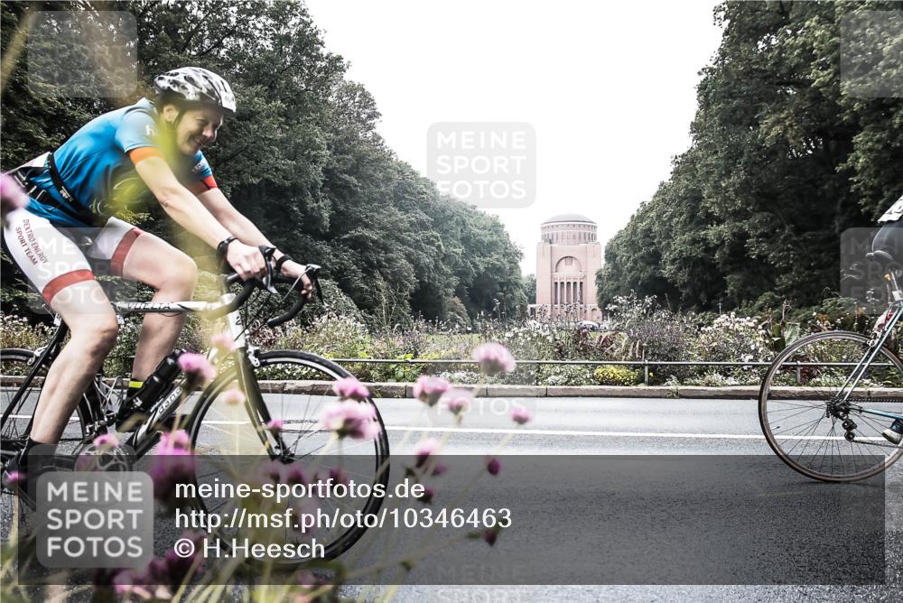 13.09.2026 - Stadtparktriathlon H.Heesch http://msf.ph/oto/10346463 13.09.2026 11:04:06 Radfahren 466, 506, 536, 688 meine-sportfotos.de