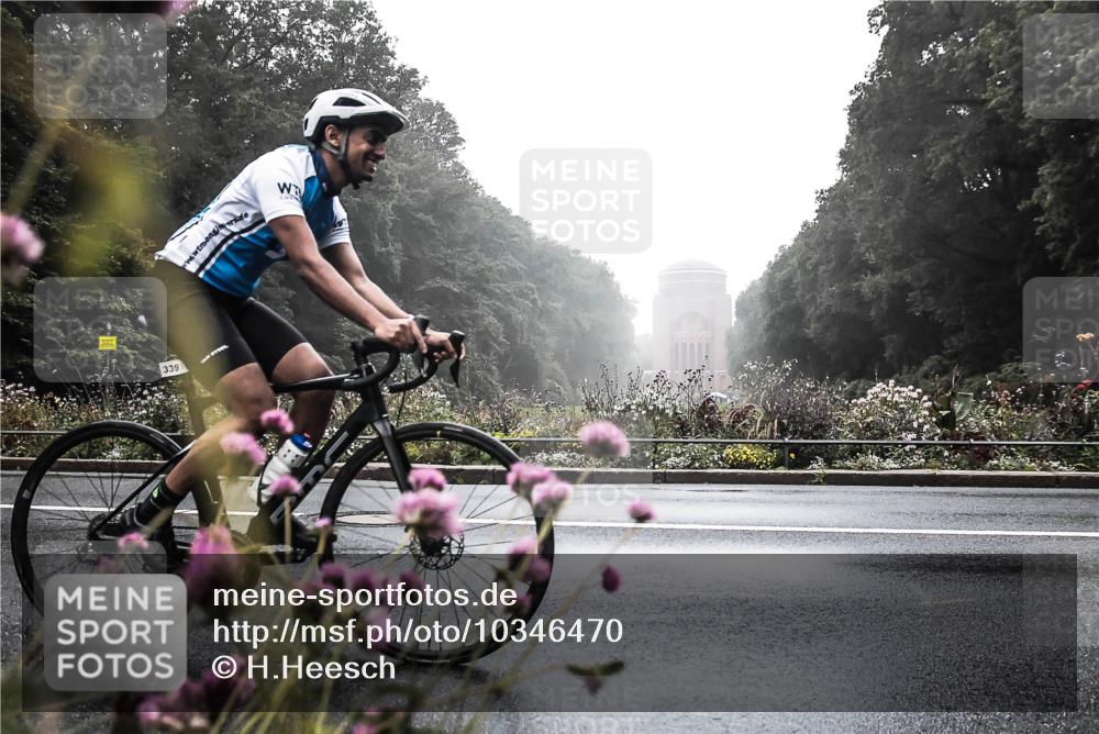 13.09.2026 - Stadtparktriathlon H.Heesch http://msf.ph/oto/10346470 13.09.2026 09:51:25 Radfahren 339 meine-sportfotos.de