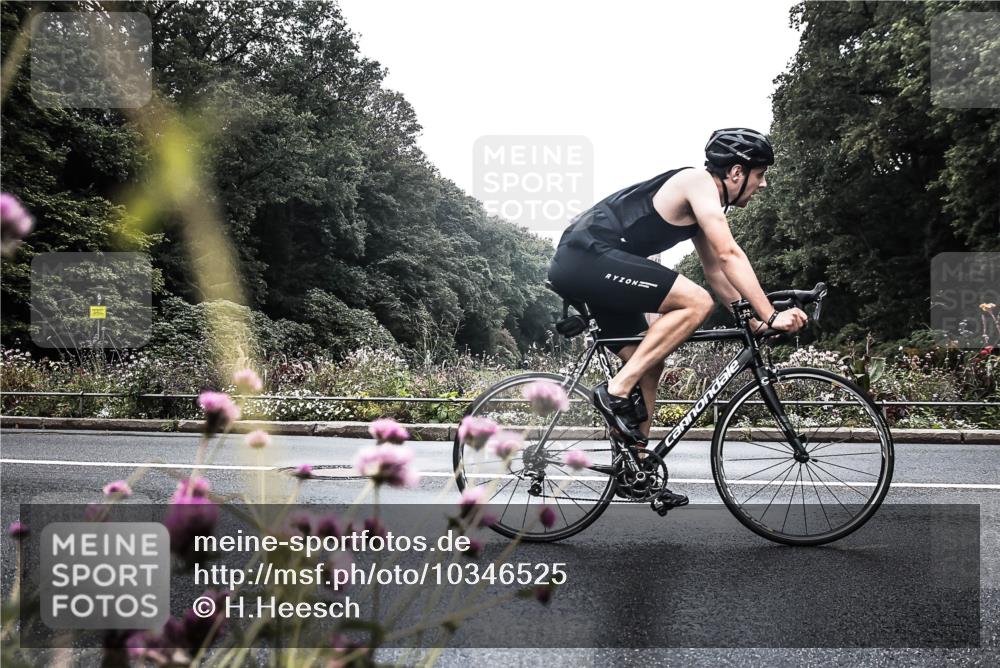 13.09.2026 - Stadtparktriathlon H.Heesch http://msf.ph/oto/10346525 13.09.2026 11:05:07 Radfahren 488, 528, 603, 619, 655, 658 meine-sportfotos.de