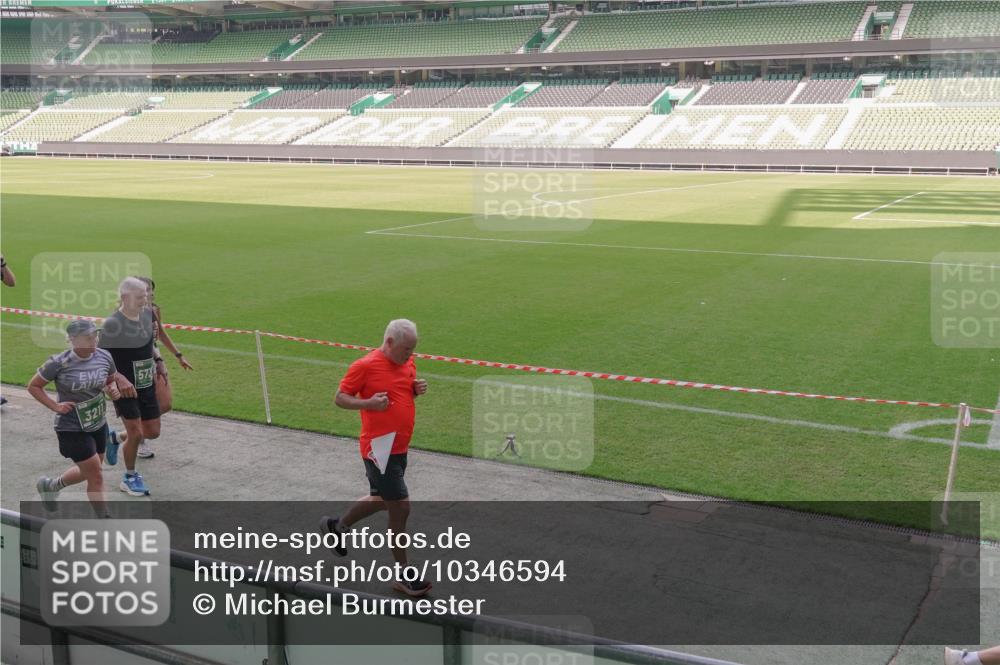 13.09.2026 - 21. swb-Marathon Bremen Michael Burmester http://msf.ph/oto/10346594 13.09.2026 13:35:14 Laufen im Stadion 170, 193, 368, 462, 496, 657, 679, 709, 916, 1026, 1048, 1280, 1321, 1396, 1432, 1444, 1553, 1560, 1607, 1661, 1703, 1726, 1772, 1784, 1827, 1965, 1974, 1977, 1992, 1996, 2335, 2338, 2451, 2511, 2543, 2578, 2641, 2650, 2735, 2757, 2789, 2791, 2894, 2933, 3090, 3179, 3191, 3345, 3406, 3472, 3547, 3555, 3588, 3660, 3708, 3709, 3720, 3801, 3875, 3904, 3914, 4001, 4014, 4200, 4290, 4500, 4546, 4561, 4880, 4967, 5000, 5151, 5818 meine-sportfotos.de