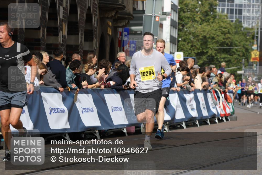 13.09.2026 - 21. swb-Marathon Bremen Strokosch-Dieckow http://msf.ph/oto/10346627 13.09.2026 10:53:12 Ziel 10304, 10339, 10652, 10714, 10734, 10827, 10863, 11002, 11038, 11238, 11386, 11575, 11597, 11766, 12019, 12338, 12369, 12399, 10448, 10757, 10780, 10821, 10886, 11168, 11379, 11590, 12040, 12056, 12275, 12308, 12461 meine-sportfotos.de