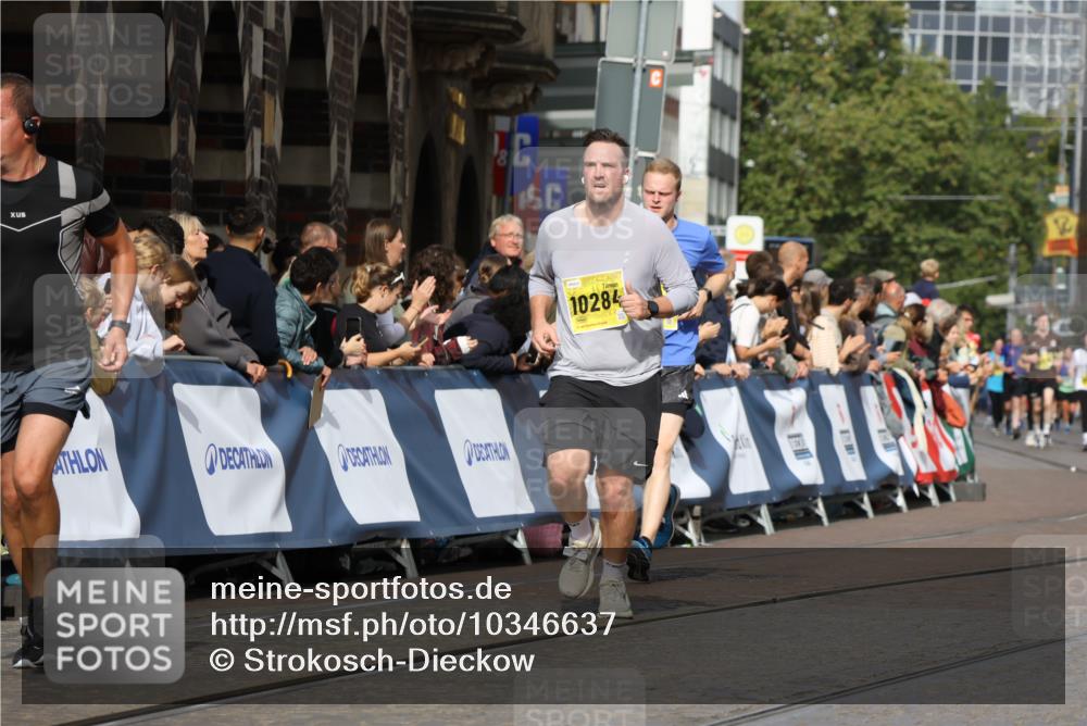 13.09.2026 - 21. swb-Marathon Bremen Strokosch-Dieckow http://msf.ph/oto/10346637 13.09.2026 10:53:12 Ziel 10304, 10339, 10652, 10714, 10734, 10827, 10863, 11002, 11038, 11238, 11386, 11575, 11597, 11766, 12019, 12338, 12369, 12399, 10448, 10757, 10780, 10821, 10886, 11168, 11379, 11590, 12040, 12056, 12275, 12308, 12461 meine-sportfotos.de