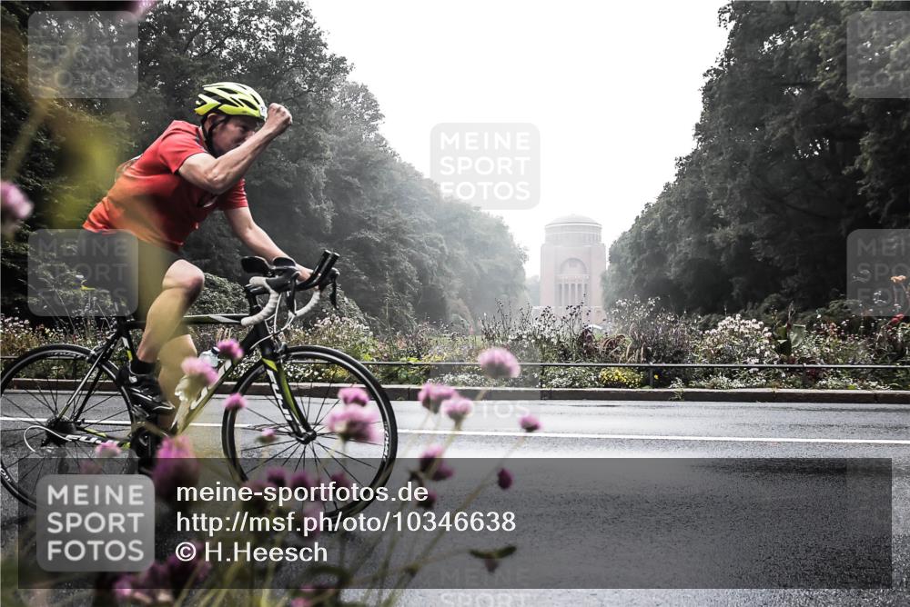 13.09.2026 - Stadtparktriathlon H.Heesch http://msf.ph/oto/10346638 13.09.2026 09:53:35 Radfahren 273 meine-sportfotos.de