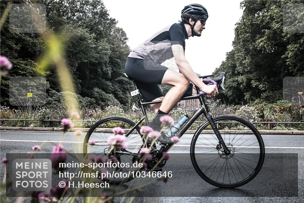 13.09.2026 - Stadtparktriathlon H.Heesch http://msf.ph/oto/10346646 13.09.2026 11:05:50 Radfahren 496, 503, 512, 514, 602, 630, 633 meine-sportfotos.de