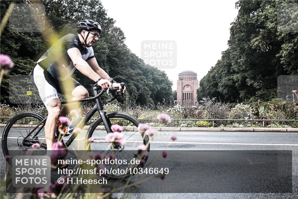 13.09.2026 - Stadtparktriathlon H.Heesch http://msf.ph/oto/10346649 13.09.2026 11:05:53 Radfahren 514, 559, 602, 630, 633, 668, 686 meine-sportfotos.de