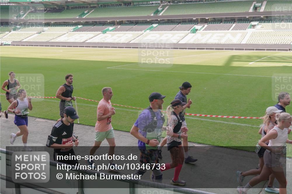 13.09.2026 - 21. swb-Marathon Bremen Michael Burmester http://msf.ph/oto/10346733 13.09.2026 13:35:32 Laufen im Stadion 170, 193, 368, 462, 491, 496, 657, 679, 709, 916, 1015, 1026, 1280, 1321, 1396, 1432, 1553, 1560, 1607, 1703, 1726, 1772, 1784, 1887, 1934, 1965, 1974, 1977, 1992, 2335, 2338, 2451, 2578, 2650, 2688, 2789, 2791, 2894, 2933, 3090, 3161, 3169, 3178, 3179, 3191, 3406, 3463, 3472, 3498, 3547, 3555, 3573, 3588, 3660, 3708, 3709, 3720, 3801, 3904, 3914, 4014, 4145, 4200, 4290, 4464, 4500, 4546, 4561, 4880, 4967, 5000, 5151, 5332, 5818 meine-sportfotos.de