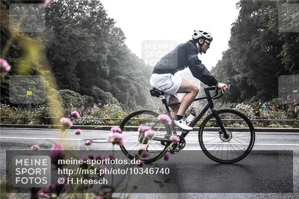 13.09.2026 - Stadtparktriathlon H.Heesch http://msf.ph/oto/10346740 13.09.2026 09:54:30 Radfahren 223, 309 meine-sportfotos.de