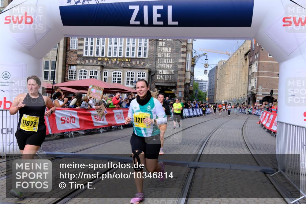 13.09.2026 - 21. swb-Marathon Bremen Tim E. http://msf.ph/oto/10346814 13.09.2026 11:17:30 Ziel 10335, 10773, 10779, 11355, 11461, 11495, 11672, 12101, 12287 meine-sportfotos.de
