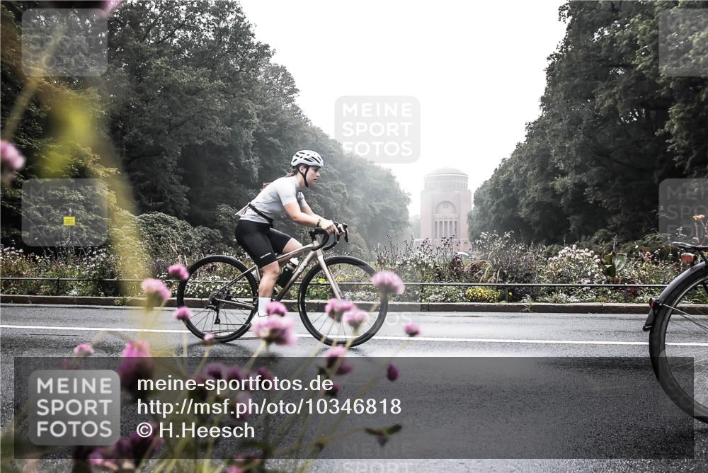 13.09.2026 - Stadtparktriathlon H.Heesch http://msf.ph/oto/10346818 13.09.2026 09:55:13 Radfahren 218, 250, 254, 268, 278 meine-sportfotos.de
