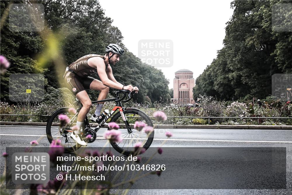 13.09.2026 - Stadtparktriathlon H.Heesch http://msf.ph/oto/10346826 13.09.2026 11:07:01 Radfahren 478, 584 meine-sportfotos.de