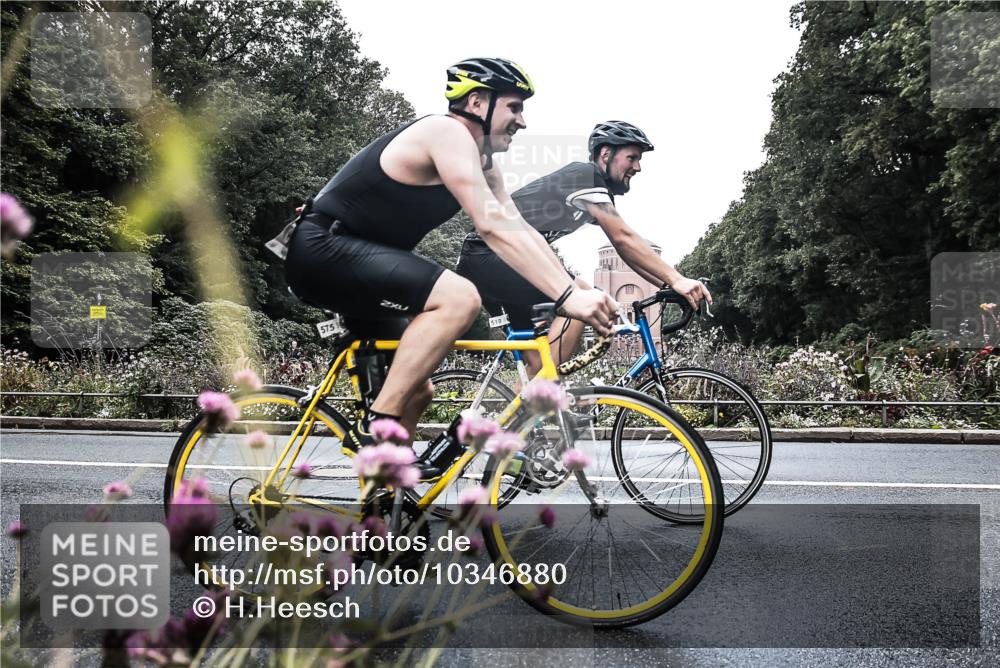 13.09.2026 - Stadtparktriathlon H.Heesch http://msf.ph/oto/10346880 13.09.2026 11:07:25 Radfahren 518, 530, 575, 678, 699 meine-sportfotos.de
